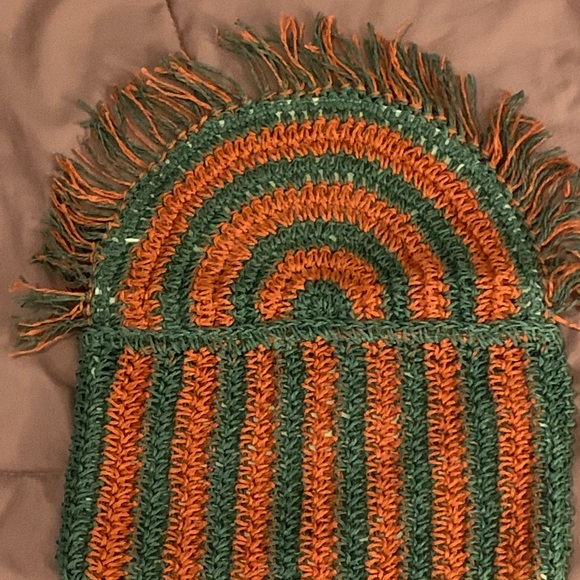 Universal Thread Wallet Purse - Picture 2 of 5